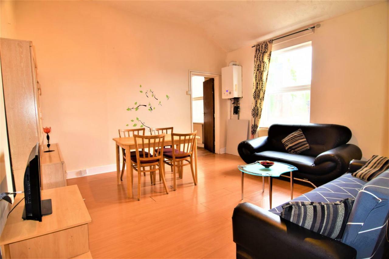 Manu'S Place Shared Apartments เบอร์มิงแฮม ภายนอก รูปภาพ