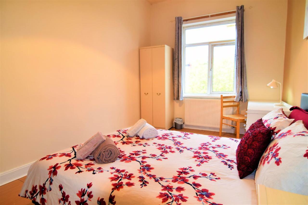 Manu'S Place Shared Apartments เบอร์มิงแฮม ภายนอก รูปภาพ