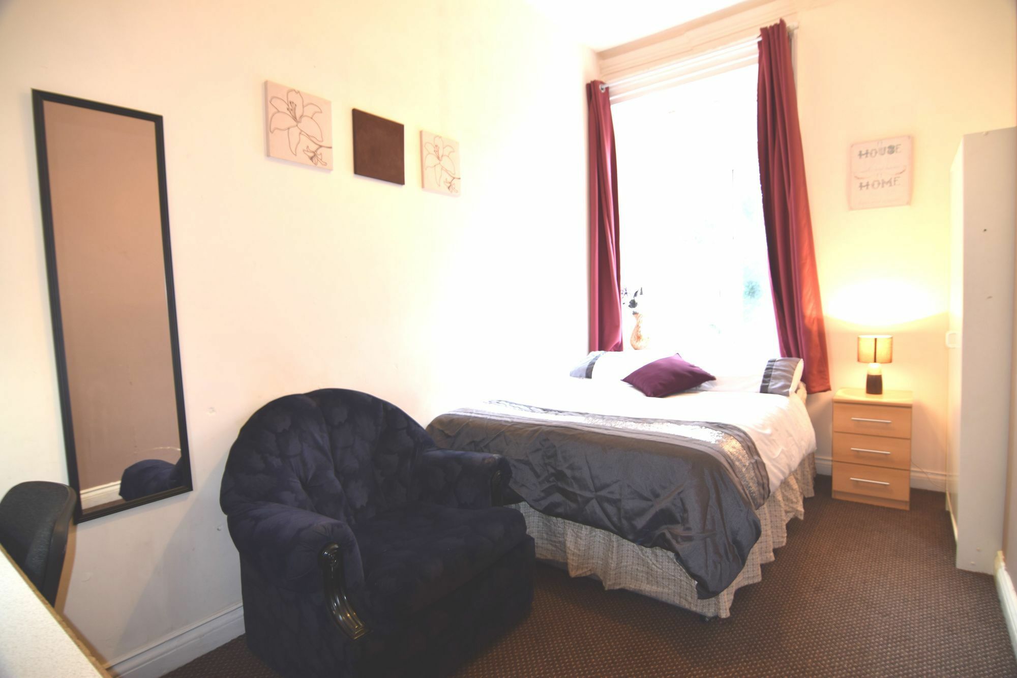 Manu'S Place Shared Apartments เบอร์มิงแฮม ภายนอก รูปภาพ